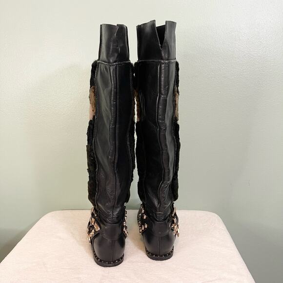 Ivy Kirzhner New York Black Leather Sheep Fur Buckle Studded Booties Size 6B - Picture 5 of 12